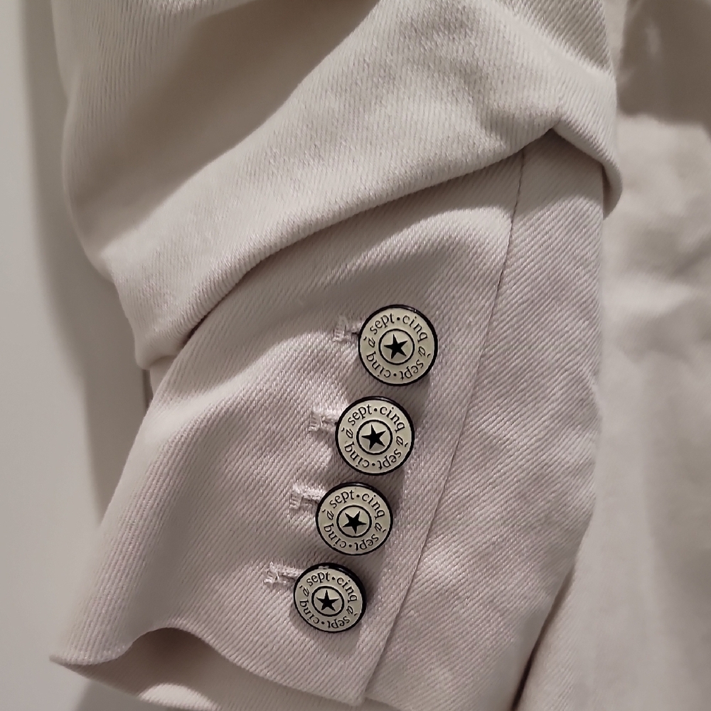 Cinq A Sept Cream Blazer with Ruched Sleeves - Picture 9 of 14